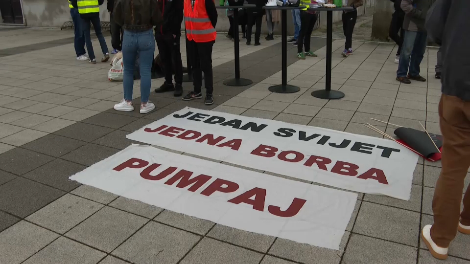 Građani priredili doček studentima u Virovitici (VIDEO) 1