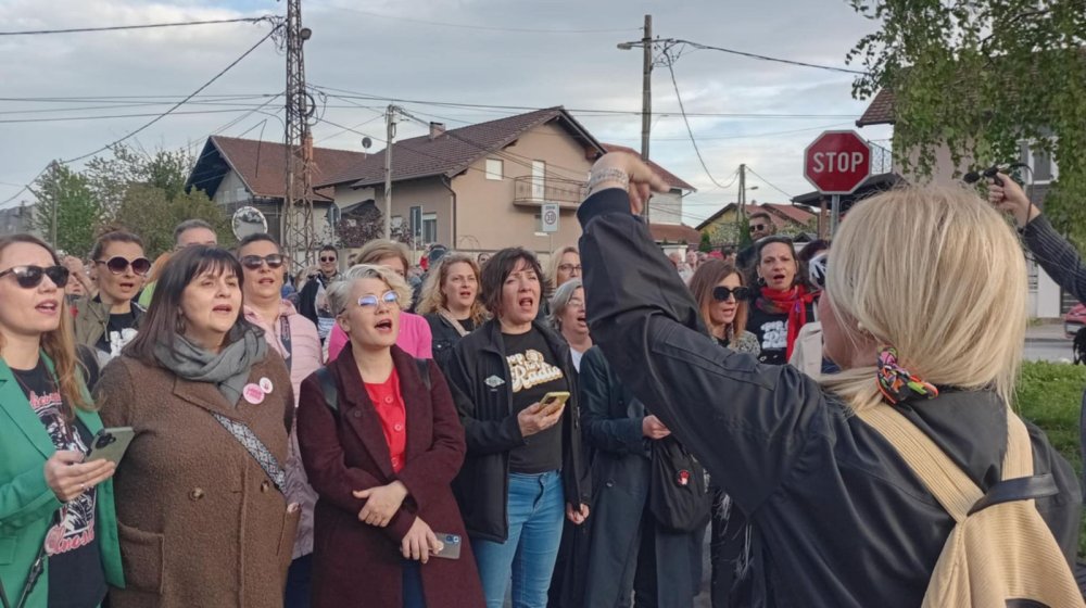 Ispred zatvora na Klisi u Novom Sadu organizovan koncert podrške novosadskim aktivistima koji su u pritvoru 1