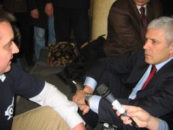 03 - Jugoslav Ristić sindikalni rukovodilac Kragujevac "Skidanje" Vučića nije promena ako sve ostane isto kao 5. oktobra: Ljudi, sećanja - Jugoslav Ristić, sindikalni rukovodilac u penziji 5