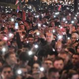 "Vučićeva vlada uzima novac iz Brisela, a naredbe iz Moskve": Srđan Cvijić u autorskom tekstu za Gardijan 6