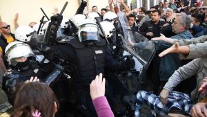 Zašto će se SNS izborna lista zvati „Ujedinjena Srbija“ u trenutku teških podela u društvu?