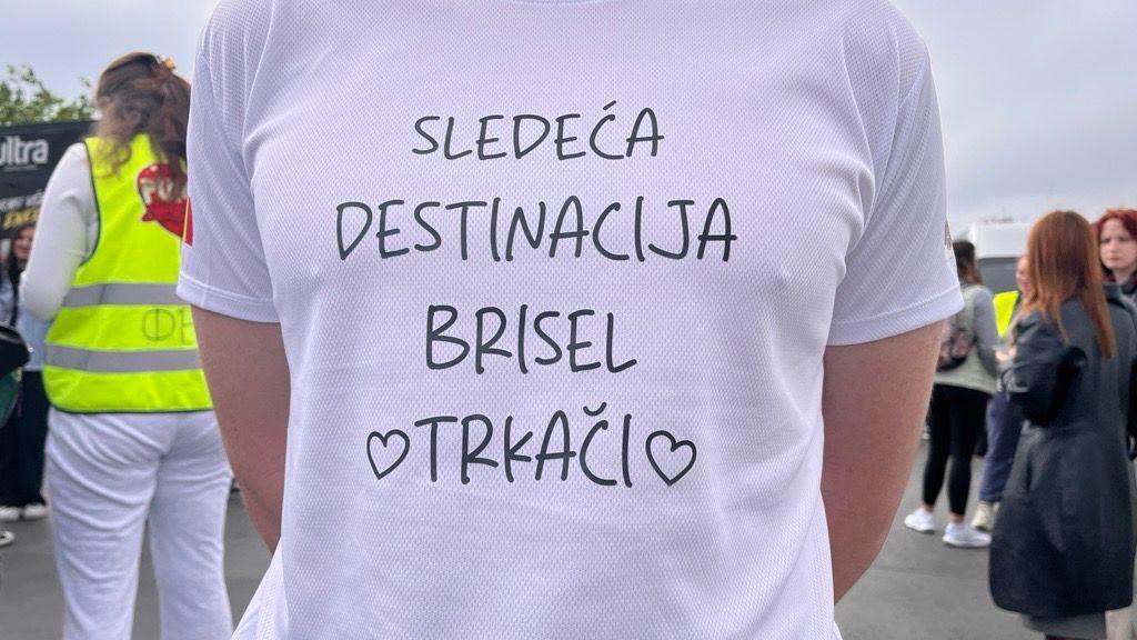 Studenti trkači idu u Evropski parlament, još malo do Brisela 11 studenti maratonci, maraton do brisela, maraton studenata do Brisela, studenti trče do Brisela