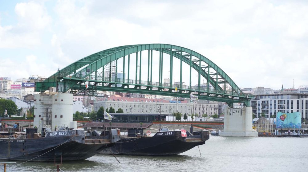 Beograd ostaje pozvao na protest u 9 zbog Savskog mosta i Beograda na vodi 1