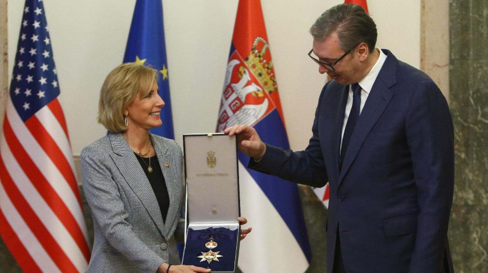 Vučić odlikovao američku kongresmenku, ona poručila da će Đuriću napraviti ajvar 1