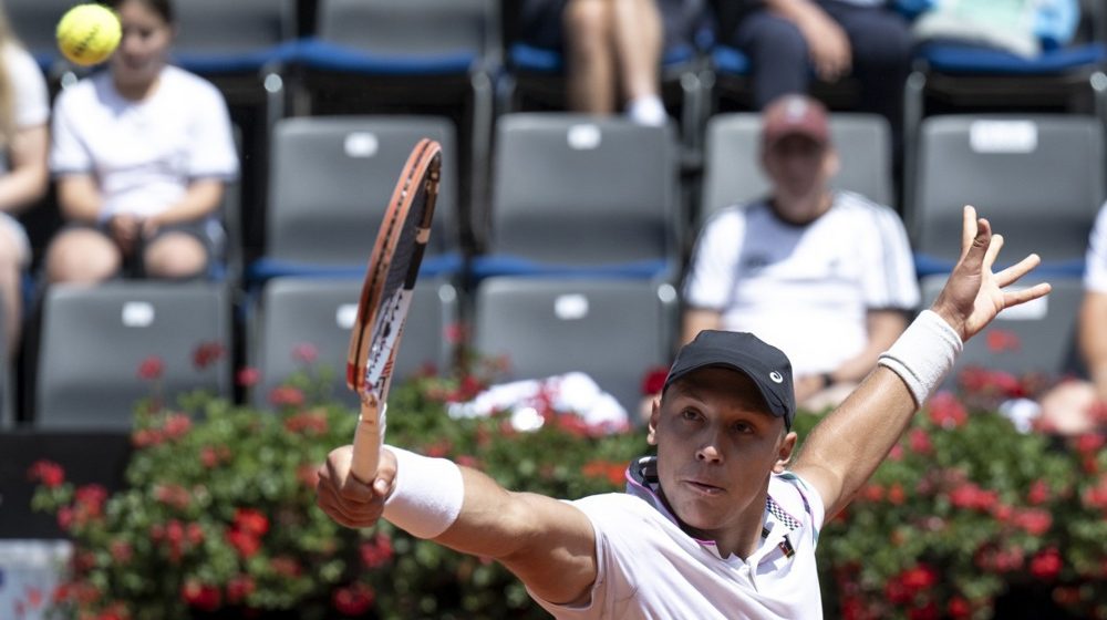 Hamad Međedović vodio, ali je morao da preda meč u Šangaju 1