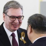 "Rogovi i kopita" Aleksandra Vučića 8