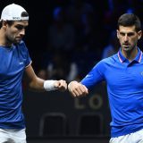 Mateo Beretini i Novak Đoković