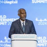 Predsednik Maldiva svetski rekorder s 15 sati konferencije za novinare 10