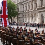 Hiljade ljudi u centru Londona obeležava 80. godišnjicu Dana pobede u Evropi 11