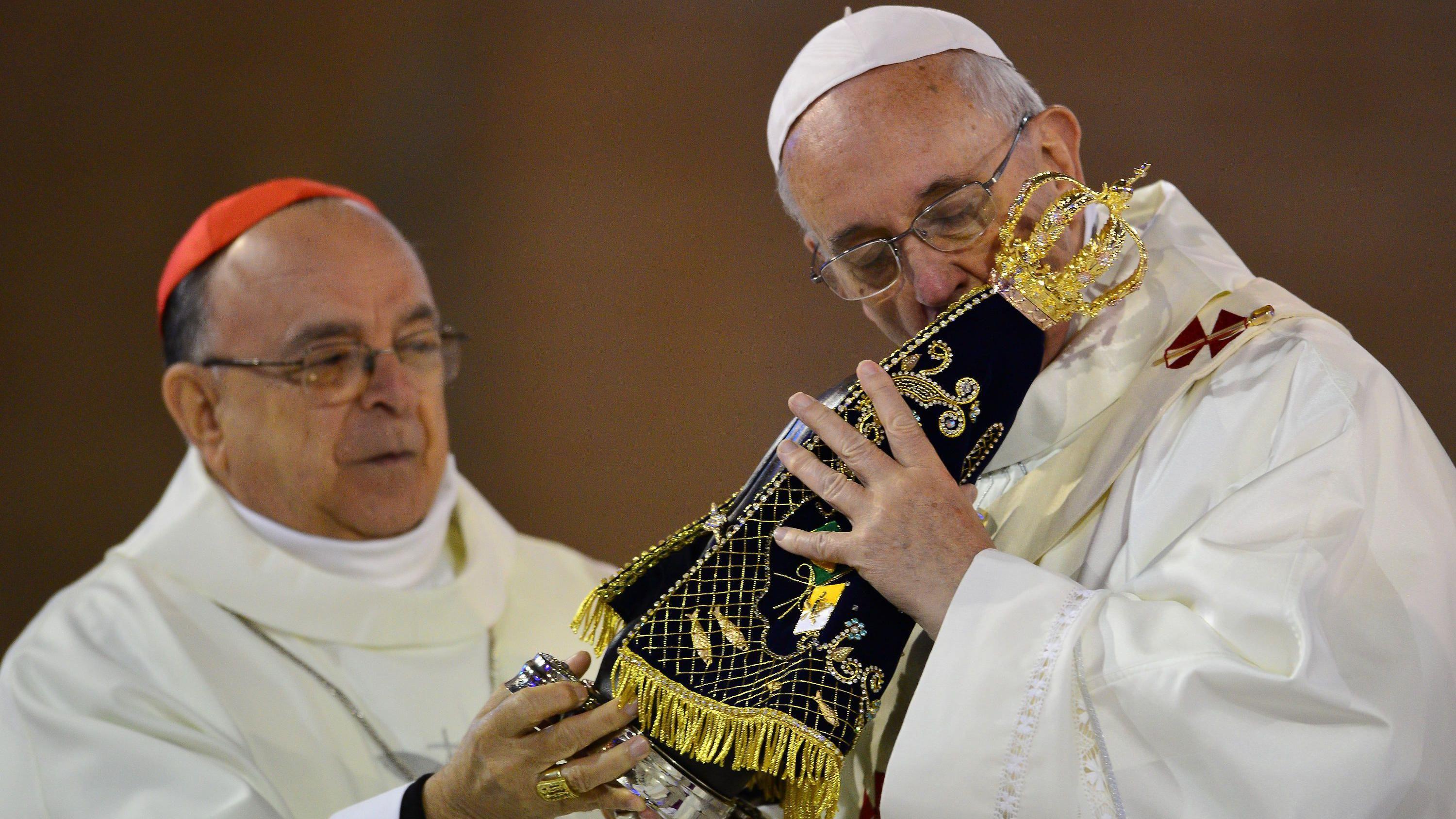 Papa Franja drži misu u bazilici Nacionalnog hrame naše gospe od Apareside 2013. godine u Aparesidi, u Brazilu