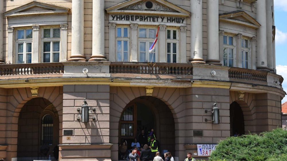 Na Fakultetu srpskih studija i nacionalna bezbednost i teologija: Studija izvodljivosti ocenjuje da je osnivanje "od presudnog značaja za budućnost Srbije" 1