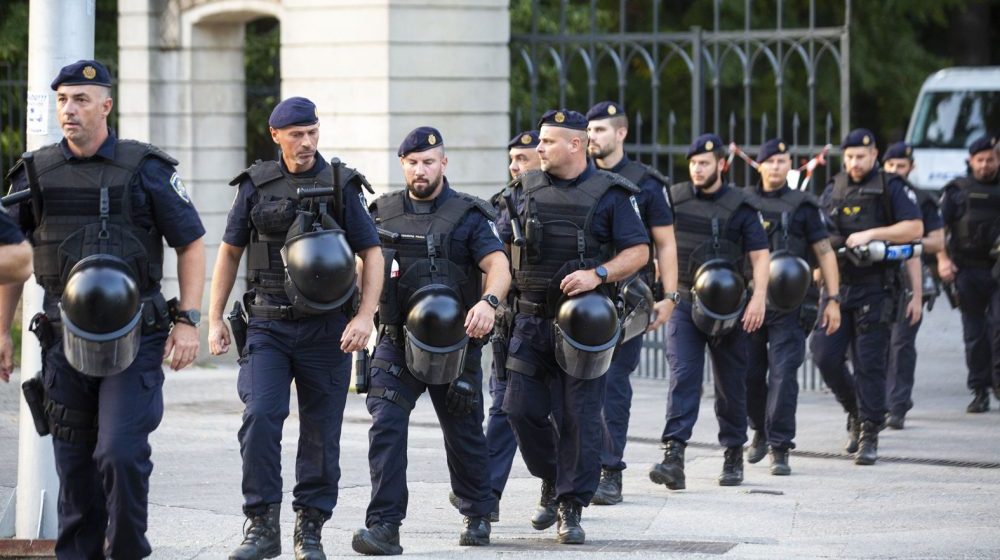 "Deo Hrvata svoj nacionalni indetitet gradi na mržnji prema Srbima": Sagovornici Danasa o incidentu u Splitu gde su huligani prekinuli Dane srpske kulture 7