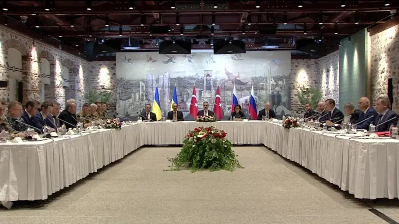 Počeli pregovori Rusije i Ukrajine u Istanbulu, prvi u poslednje tri godine 1 Delegacije Rusije u Ukrajine u Istanbulu, na prvim pregovorima opd marta 2022. godine