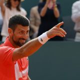 100: Đoković u finalu Ženeve savladao Hurkača za jubilarnu titulu 4