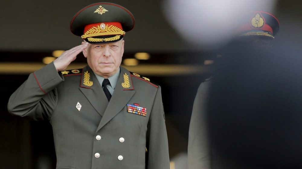 Pre samo nedelju dana predvodio paradu na Crvenom trgu: Zbog čega je Putin smenio načelnika kopnene vojske Rusije? 1