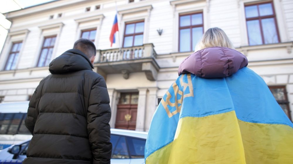 Uskoro će uslediti adekvatan odgovor: Rusija preti Poljskoj zbog zatvaranja konzulata 1
