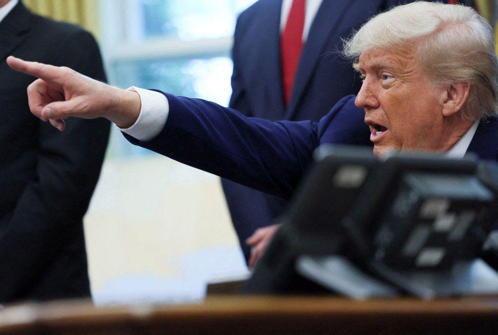 Tramp ponovo preti carinama Evropskoj uniji, ali i Eplu 1 tramp