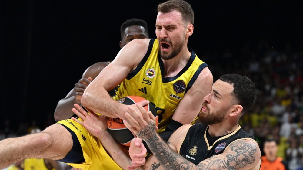 Fenerbahče osvojio Evroligu, Gudurić doneo trofej timu iz Istanbula 1