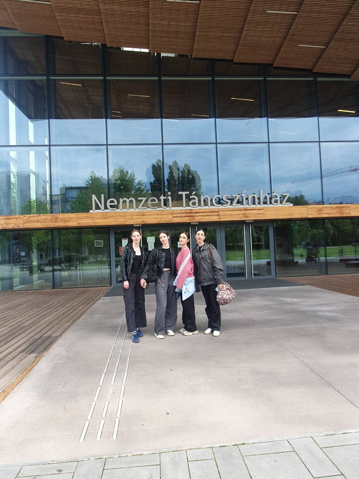 Baletska škola Nacionalne fondacije za igru na prestižnom baletskom gala koncertu u Budimpešti 2 Baletska škola Nacionalne fondacije za igru na prestižnom baletskom gala koncertu u Budimpešti 2