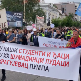Građani Kragujevca krenuli organizovano u Beograd na studentski protest 1