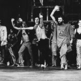 Jugoslav Vlahovic sa podignutom rukom