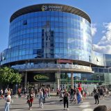 Studenti i policija ispred Novosadskog sajma: Ispit Pravnog fakulteta uz privatno obezbeđenje 9