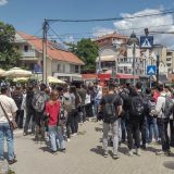 Kraj blokade nije kraj borbe: Učenici Prve kragujevačke gimnazije blokiraju raskrsnicu kod pozorišta 9