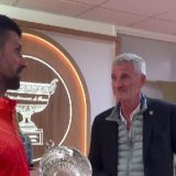 "Sada mogu da idem kući": Novak Đoković oduševljen poklonima koje je dobio od čelnika Rolan Garosa 2