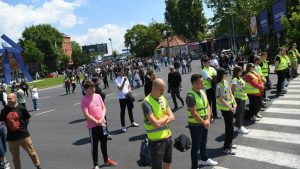 Studenti u blokadi Pravoslavnog bogoslovskog fakulteta objavili su na društvenim mrežama da pružaju punu podršku mitropolitu Justinu, nakon što je Sveti Arhijerejski Sinod Srpske pravoslavne crkve doneo odluku o formiranju posebne komisije, koja će izvršiti dodatnu kontrolu materijalno-finansijskog poslovanja Žičke eparhije kojom upravlja mitropolit Justin.