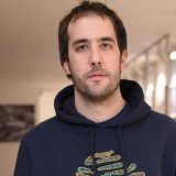 Reditelj Marko Đorđević povodom svetske premijere “Iza osmeha”, novog dokumentarca o Vladi Divljanu: Nije slučajno što ovaj film nastaje u ovom periodu 1