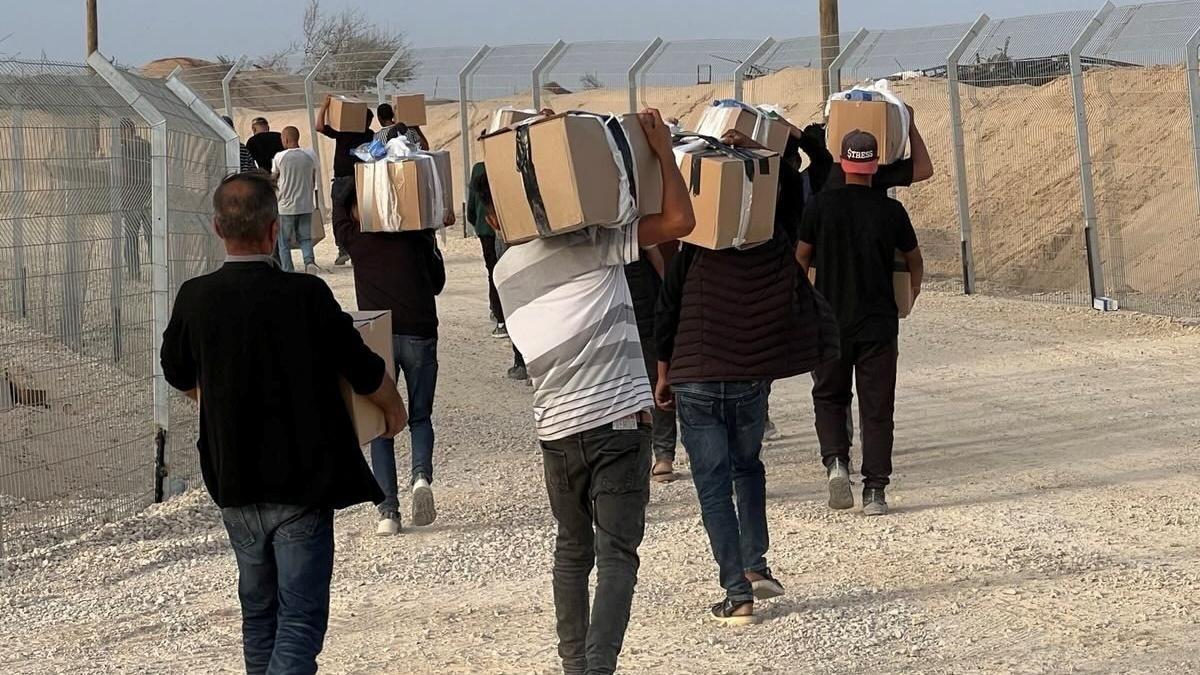 kamioni sa humanitarnom pomoći, humanitarna pomoć za Gazu, glad u gazi