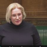 Ko je Ema Luel, britanska poslanica, koja traži sankcije za Vučića? 1