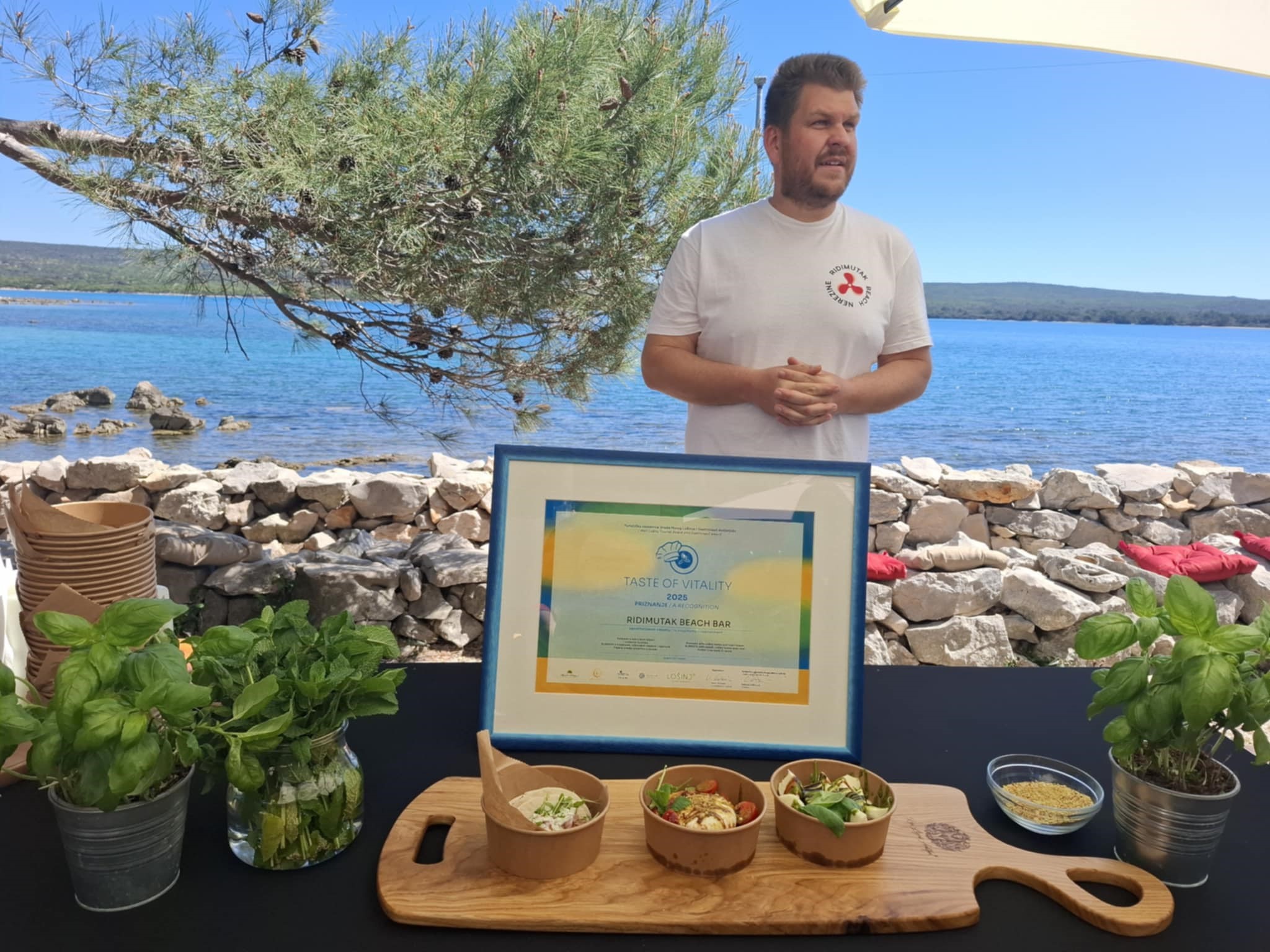 Podvodno otkriće svetskog glasa i (stasa) u čuvenom morskom lečilištu, gde je oboren novi Ginisov rekord: Pozdrav sa ostrva vitalnosti 4