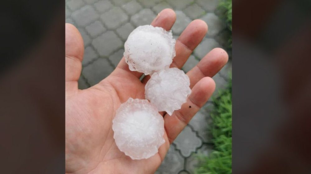 Nevreme zahvatilo Zaječar: Padao grad veličine jajeta 1