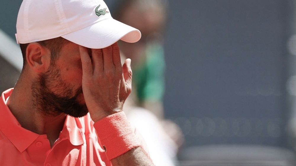 Đoković se nije pojavio na zakazanoj konferenciji za medije pred start na Rolan Garosu (VIDEO) 1