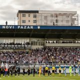 Zvižduci na stadionu u Novom Pazaru tokom minuta ćutanja za žrtve u OŠ „Vladislav Ribnikar“ i Duboni i Malom Orašju 3