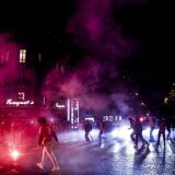 Haos na ulicama Pariza tokom proslave plasmana PSŽ u finale Lige šampiona (VIDEO, FOTO) 1