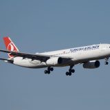 U Turskoj će kažnjavati putnike koji ustanu pre nego što avion pristane 1