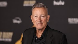 Rokenrol legenda Brus Springstin pohvalio je Stivena Grejema, zvezdu serije Adolescence, za tumačenje njegovog oca u predstojećem filmu Deliver Me from Nowhere.