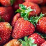 Ako ovako perete jagode, očistićete ih od pesticida 5