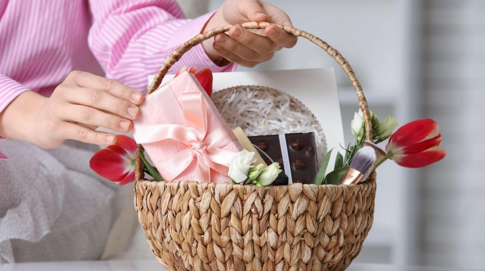 Šta se nosi na slavu: Bez poklona ne krećite 1