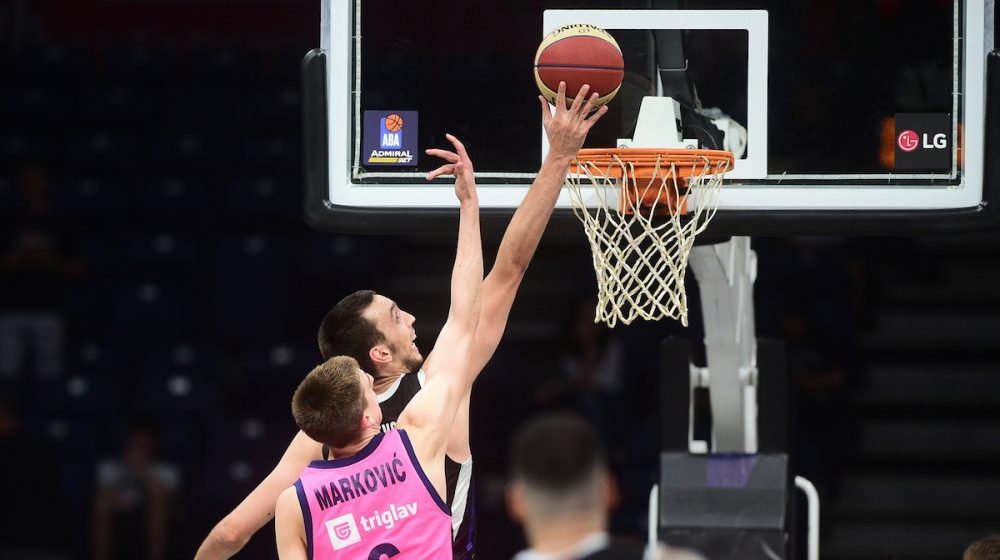 Partizan pobedio Megu u meču bez rezultatskog značaja, Marinković kapitenski vodio tim 1