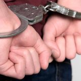 U Nišu uhapšene tri osobe zbog sumnje da su oštetili Ministarstvo odbrane i Vojsku Srbije