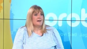 Kandidatkinja za članicu Saveta Regulatornog tela za elektronske medije (REM) Vanja Šibalić danas je na, opaske predsednice parlamenta Ane Brnabić da je u sukobu interesa zbog ugovorne obaveze sa Radio-televizijom Srbije, odgovorila da je njena pozicija "čista" i da je reč o ranijim gostovanjima u kulturno-umetničkim i obrazovnim emisijama.