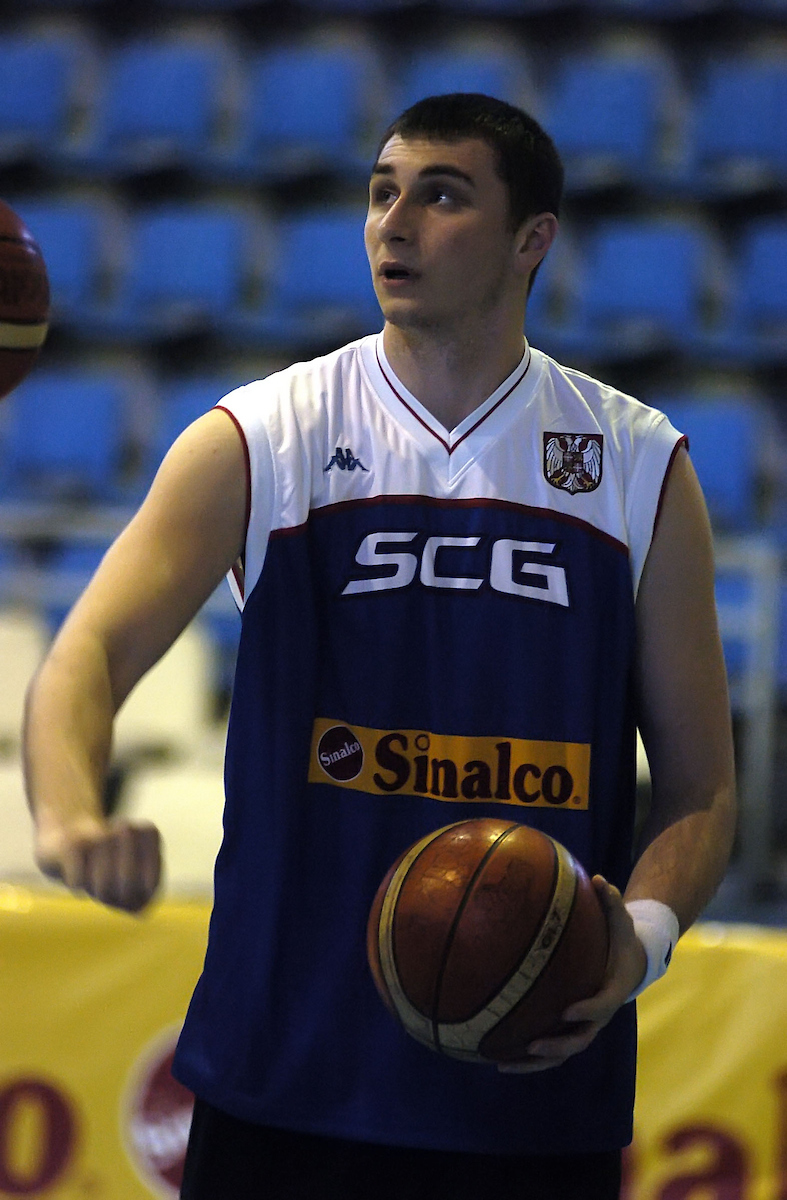 "Možda je Jokić kada dođe jednom u pet godina veći patriota od nas koji smo tu stalno": O potencijalnim kaznama za košarkaše koji ne žele da igraju za reprezentaciju 4 Mile Ilić