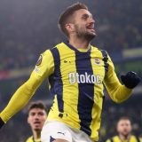 Bivši kapiten reprezentacije Srbije nasrnuo na saigrača tokom utakmice (VIDEO) 2