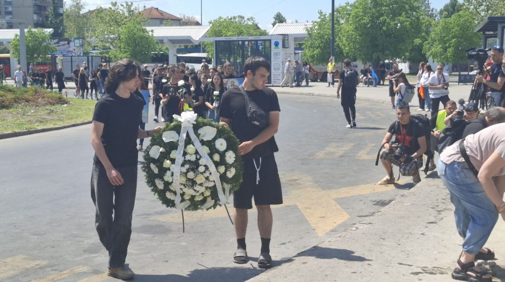 Prvi novembar, obeležavanje tragedije i istorijski politički događaj 1