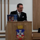 Mogu li se istovremeno kavalitetno obavljati dva odgovorna posla? 3