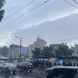 Limena ploča pala sa zgrade kod Slavije, povređena devojka (FOTO) 11