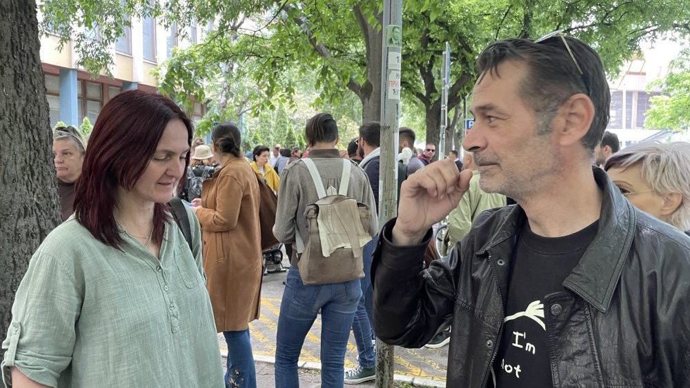 Aleksandar Dinić otac uhapšenog novosadskog aktiviste: Lazar je svoju slobodu u zatvoru našao u pisanju 2